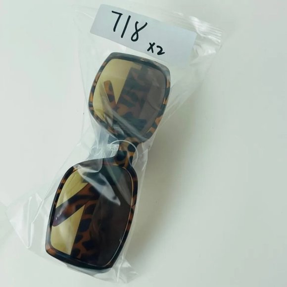 SG00718 Fashion Sunglasses For Women Rectangular, 100% UVA-UVB Protection Brown - Picture 7 of 7